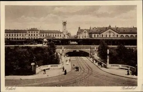 Ak Erfurt in Thüringen, Partie am Bahnhof