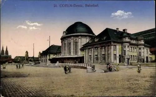 Ak Köln Deutz, Bahnhof Messe, Außenansicht mit Vorplatz