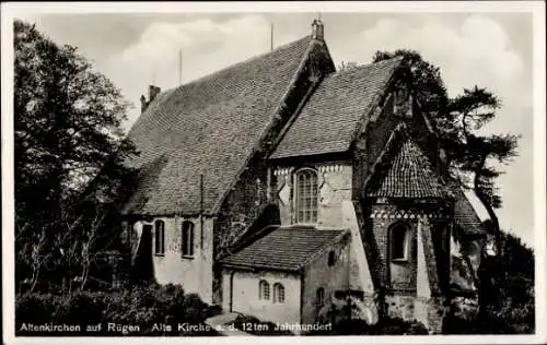 Ak Altenkirchen auf Rügen, Alte Kirche aus 12. Jahrhundert