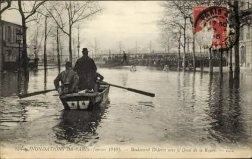 CPA Paris XII Reuilly, Boulevard Diderot, vers le Quai de la Rapée, La crue de la Seine Janvier 1910