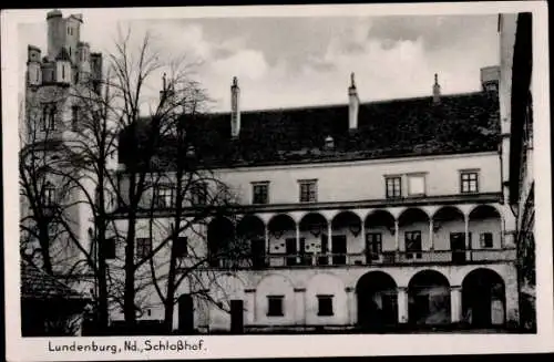 Ak Břeclav Lundenburg Niederdonau Südmähren, Schlosshof