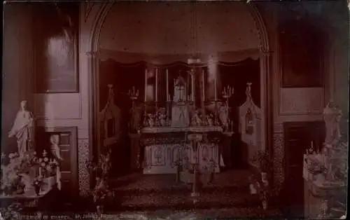 Ak Brighton East Sussex England, Innenansicht Kapelle Parish Church of St John the Evangelist