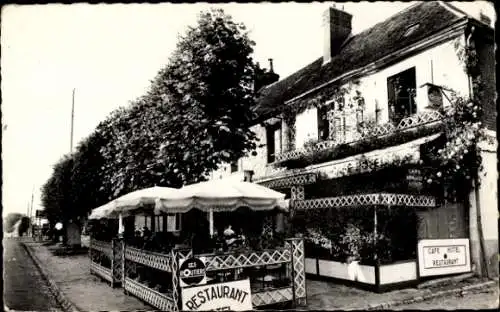 Ak Noailles Oise, Cafe du Commerce, Hotel Les Routiers