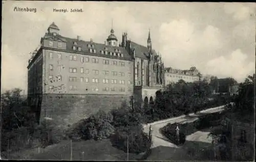 Ak Altenburg in Thüringen, herzogliches Schloss