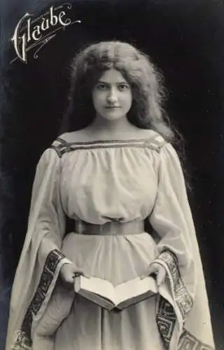 Ak Betende Frau, Glaube, Allegorie, Gebetbuch