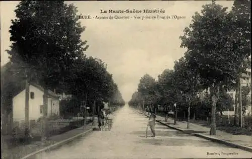 Ak Lure Haute Saône, Avenue du Quartier, Vue prise du Pont de l'Ognon