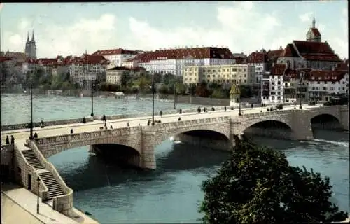Ak Basel Bâle Stadt Schweiz, Mittlere Rheinbrücke