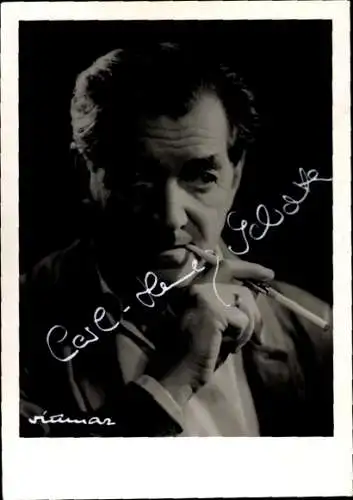 Ak Schauspieler Carl Heinz Schroth, Portrait, Autogramm, Zigarette