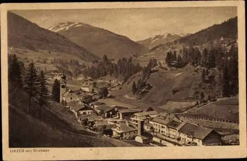 Ak Gries am Brenner in Tirol, Gesamtansicht, Gebirge