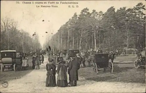 Ak Jagd im Wald von Fontainebleau, Treffpunkt der Jagdgesellschaft, Kutschen