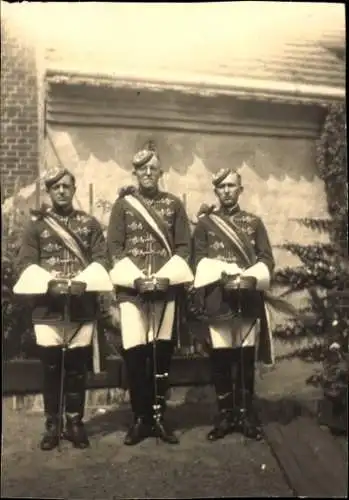 Studentika Foto Ak Drei Studenten mit Schlägern, Portrait