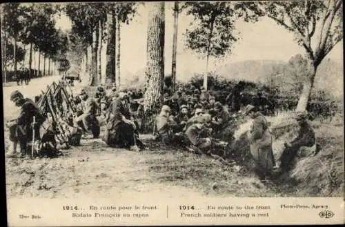 Ak-Krieg 1914, Auf dem Weg zur Front ruhende französische Soldaten