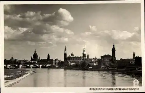 Ak Dresden Altstadt, Elb-Panorama, Teilansicht, Kirchtürme