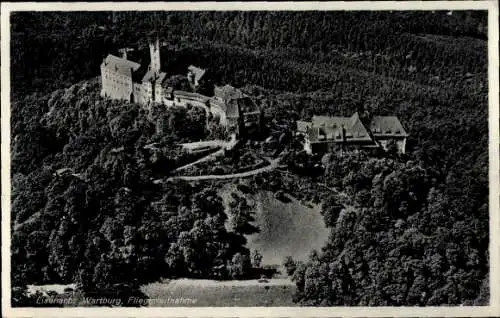 Ak Lutherstadt Eisenach in Thüringen, Wartburg, Fliegeraufnahme