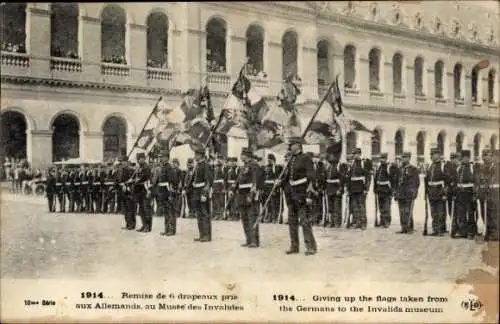 Ak-Krieg 1914, Lieferung von 6 den Deutschen abgenommenen Flaggen an das Invalidenmuseum