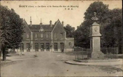 Ak Mouy Oise, Bahnhof, Statue Duc de Mouchy