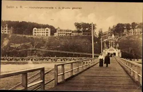 Ak Ostseebad Sellin auf Rügen, Hochuferpromenade, Blick von der Brücke