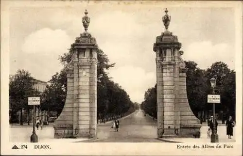 10 alte Ansichtskarten Dijon Côte d’Or, diverse Ansichten