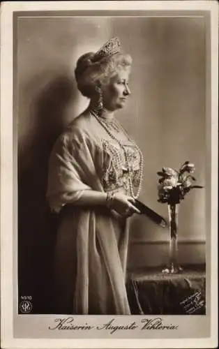 Ak Kaiserin Auguste Viktoria, Portrait, NPG 4510
