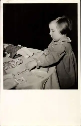 Ak Prinzessin Margriet der Niederlande, Geschenktafel 1946, Puppe