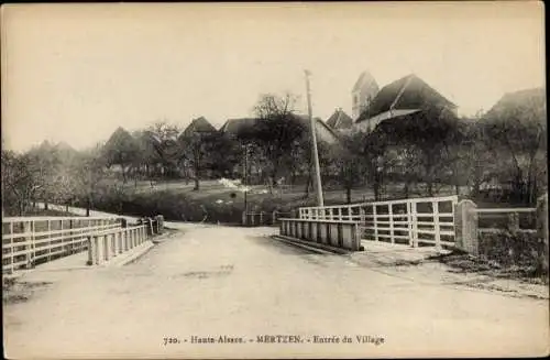 Ak Mertzen Merzen Elsass Haut Rhin, Entrée du Village