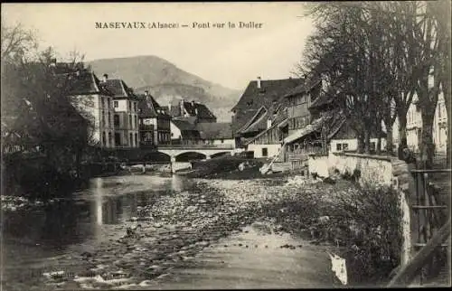 Ak Masevaux Masmünster Elsaß Elsass Haut Rhin, Pont sur la Doller