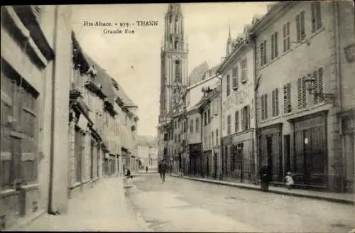 Ak Thann Elsass Haut Rhin, Grande'Rue, Straßenpartie