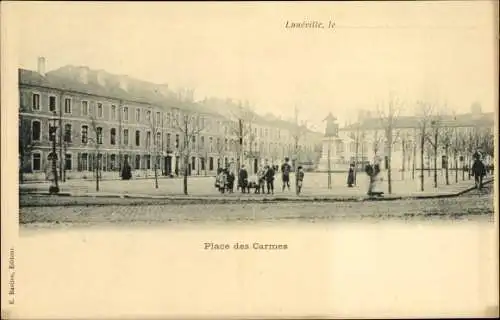 Ak Lunéville Lothringen Meurthe et Moselle, Place des Carmes, Denkmal, Kindergruppe