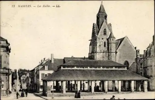 Ak Mamers Sarthe, Les Halles, Markthalle und Kirche, Straßenpartie, LL.