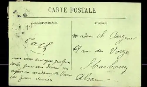 Ak Paris, Inondations 1910, Le Cours la Reine, Hochwasser, überflutete Straße, Passanten auf Stegen