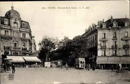 Ak Dijon Côte d’Or, Avenue de la Gare, Terminus Hotel, Hotel Morot, Straßenbahn, Passanten