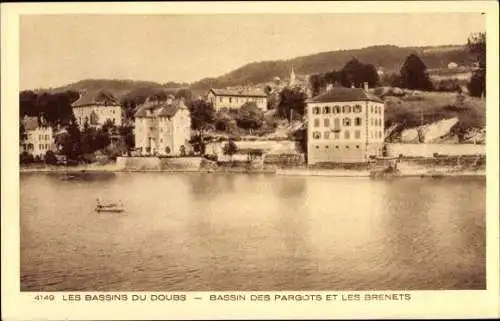 Ak Les Bassins du Doubs, Bassin des Pargots et les Brenets, Wohnhäuser am Ufer