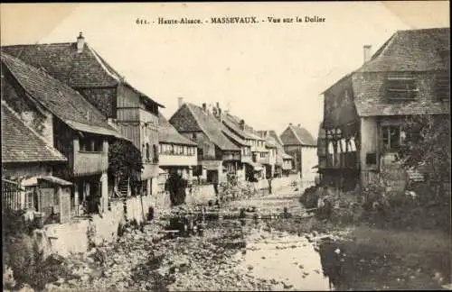 Ak Massevaux Masevaux Masmünster Elsass Haut Rhin, Vue sur la Doller, Wohnhäuser am Fluss