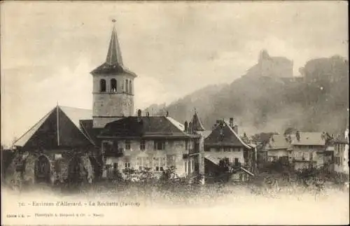 Ak La Rochette Savoie, Kirche und Wohnhäuser, Teilansicht des Ortes