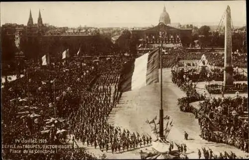 Ak Paris, Defile des Troupes Victorieuses 1919, Place de la Concorde, Siegesparade, französ. Truppen