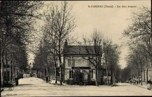 Ak St. Fargeau Yonne, Les deux Avenues, Gasthaus, Straßenecke