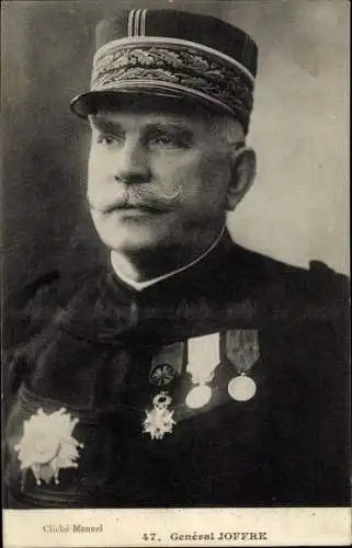Ak Französischer General Joseph Joffre, Portrait in Uniform, Orden
