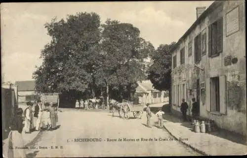 Ak Richebourg Yvelines, Route de Mantes et Rue de la Croix de la Barre, Kutsche