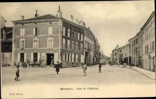 Ak Mirecourt Lothringen Vosges, Rue de l'Hopital