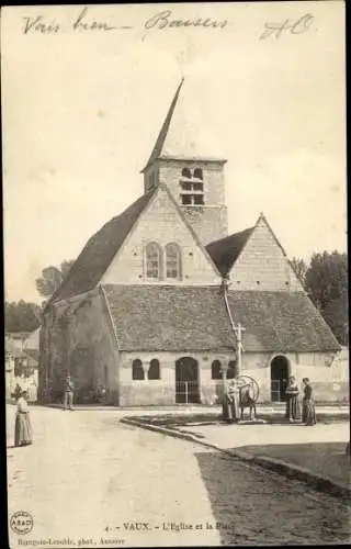 Ak Vaux Auxerre, Yonne, L´Eglise et la Place