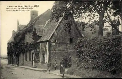 Ak Dives sur Mer Calvados, Les Cuisines de l'Hostellerie Guillaume le Conquerant