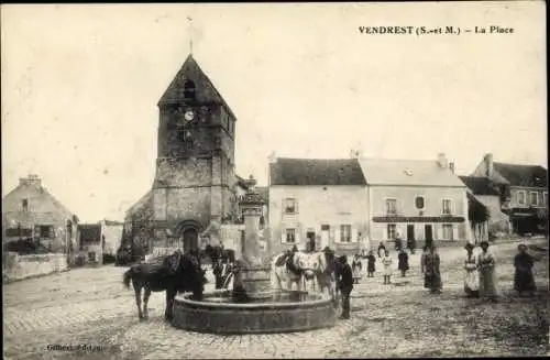 Ak Vendrest Seine et Marne, La Place