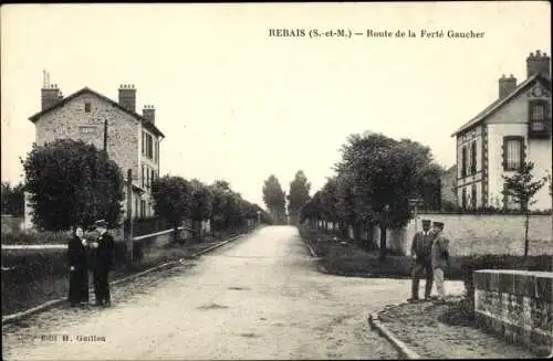 Ak Rebais Seine et Marne, Route de la Ferte Gaucher