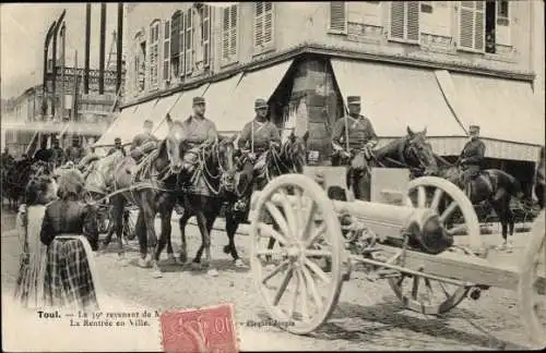 Ak Toul Meurthe et Moselle, 39 Regiment, Rentree en Ville