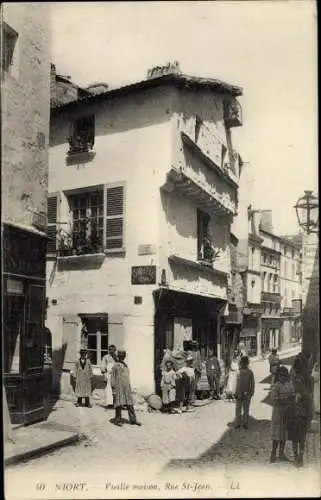 Ak Niort Deux Sèvres, Vieille Maison, Rue St Jean, Coiffeur