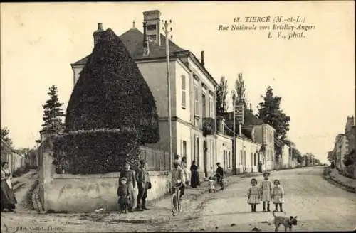 Ak Tiercé Maine et Loire, Rue Nationale vers Briollay-Angers