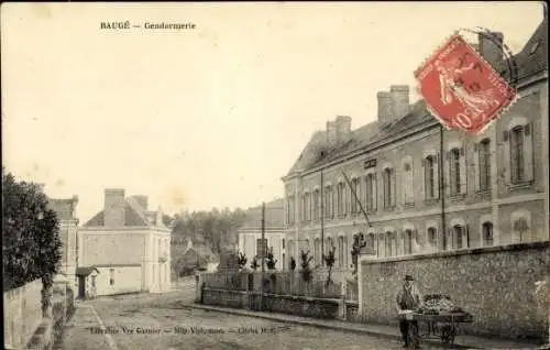 Ak Baugé Maine et Loire, Gendarmerie, vue extérieure