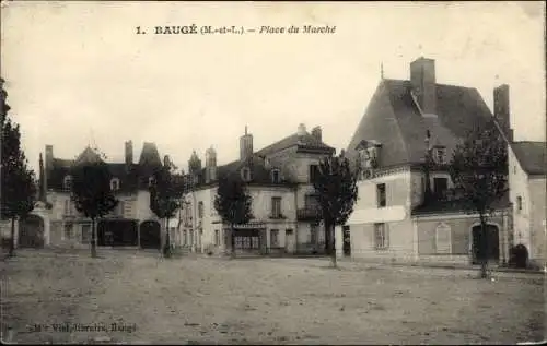 Ak Baugé Maine et Loire, Place du Marché, restaurant