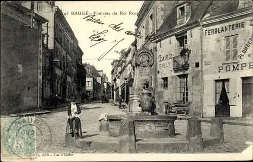Ak Baugé Maine et Loire, Fontaine du Roi René, garcon, Café Bailly