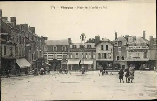 Ak Vierzon Cher, Place du Marche au ble